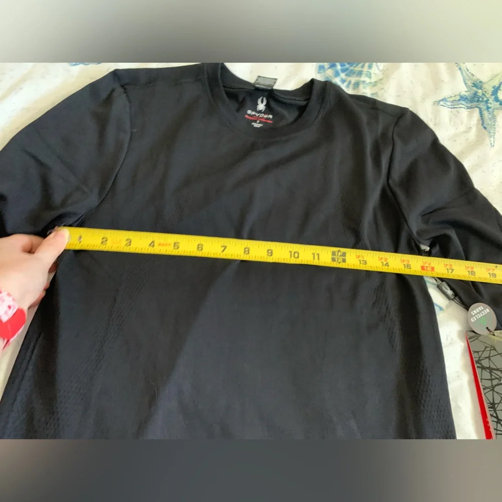Spyder Active Long Sleeve Tee Black Size Small NWT - Picture 6 of 8